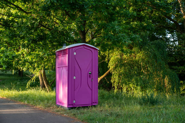 Best Portable restroom trailer rental  in Lovettsville, VA