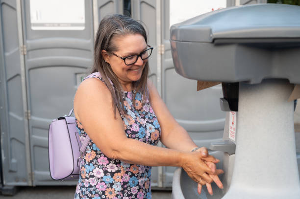 Best Portable bathroom rental  in Lovettsville, VA